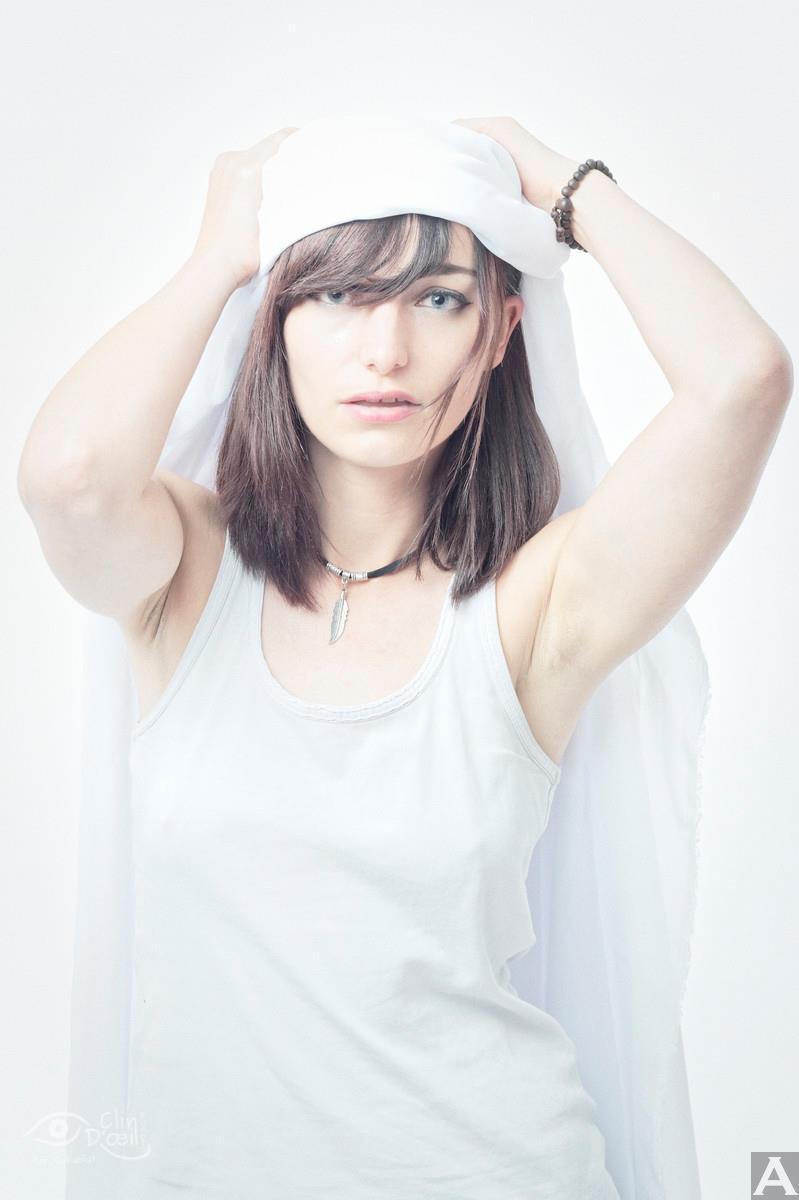東京　外国人　モデル事務所　アクアモデル　白人　ファッション　コマーシャル　ジュリー