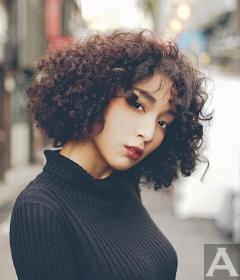 東京　外国人　モデル事務所　アクアモデル　ハーフ　ジェナ
