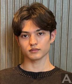 東京外国人モデル事務所アクアモデル所属のハーフモデルのルシアン