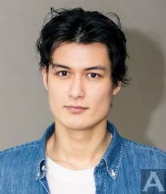 東京外国人モデル事務所アクアモデル所属のハーフモデルのアレックス