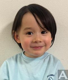 東京外国人モデル事務所アクアモデル所属のハーフモデルのオリバー