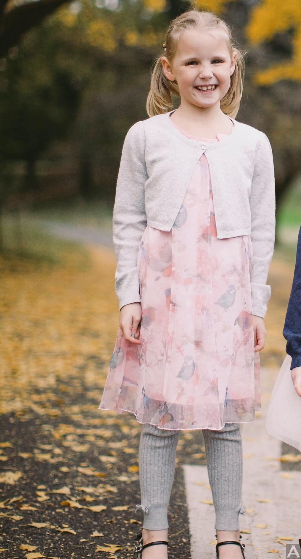 ニア　キッズモデル　外国人　外国人モデル　アクアモデル