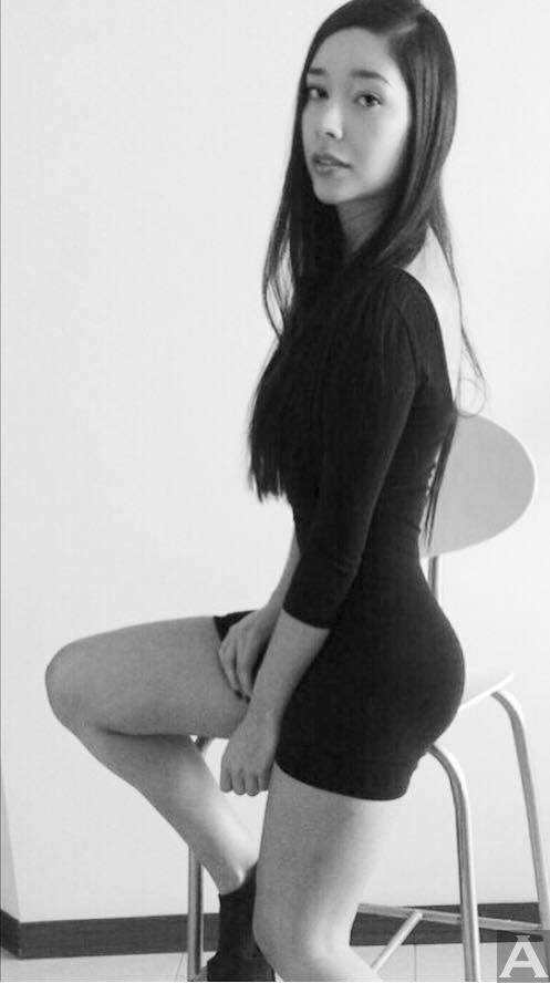 Tokyo Model Model Agency Acqua Models half Japanese Fashion Normageen