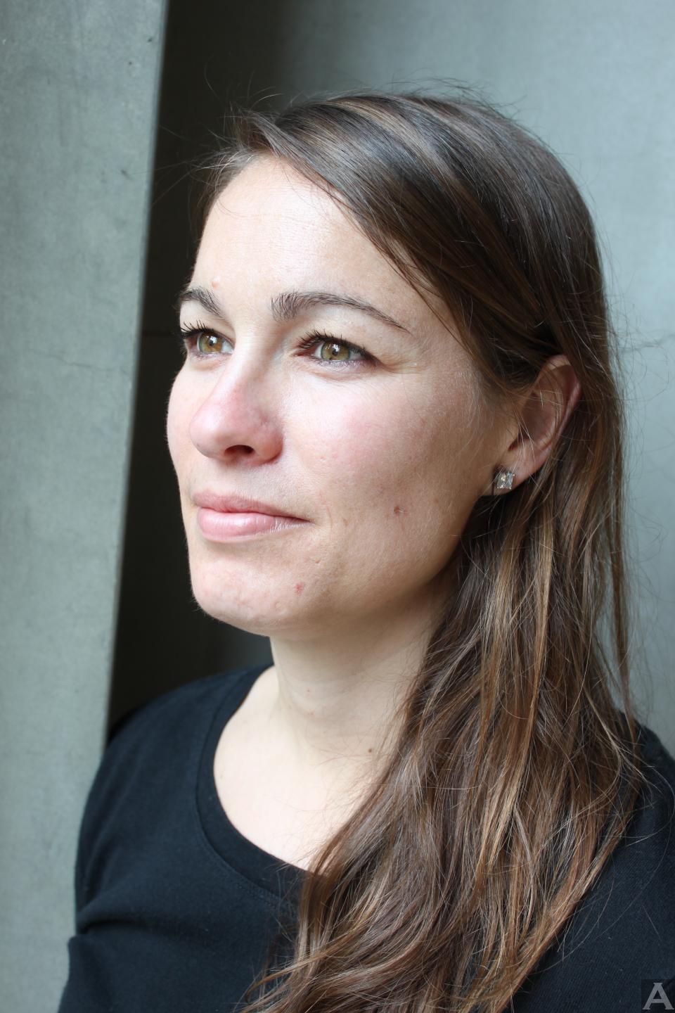 東京　外国人モデル事務所　外国人モデル　アクアモデル　ファッション  カラ