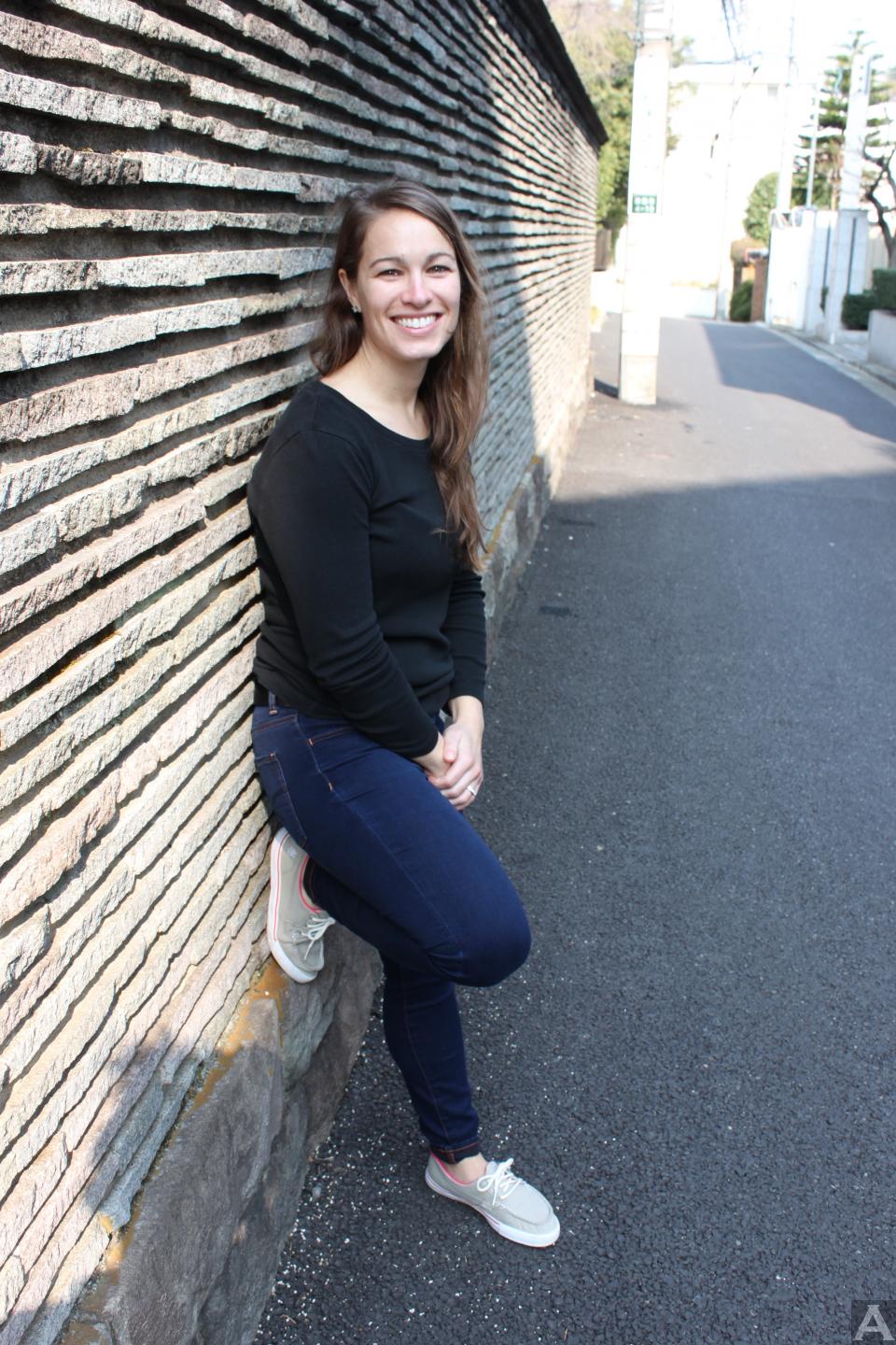 東京　外国人モデル事務所　外国人モデル　アクアモデル　ファッション  カラ