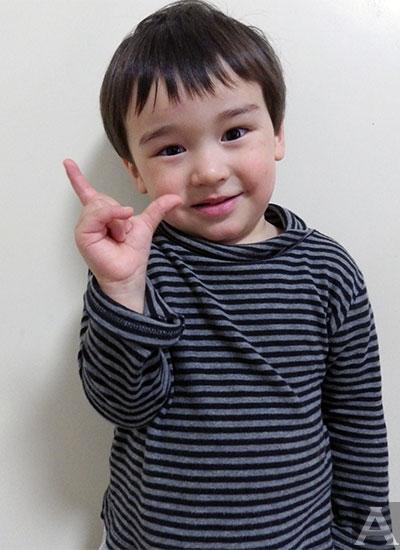 外国人　モデル　事務所　アクア