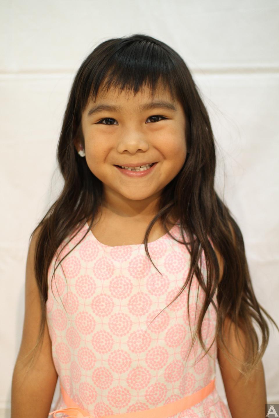 マイア 東京　外国人モデル　外国人モデル事務所　アクアモデル