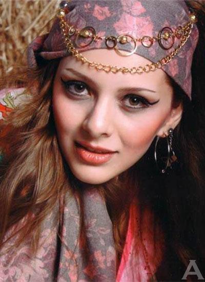 Hanah Model モデルアラビアン