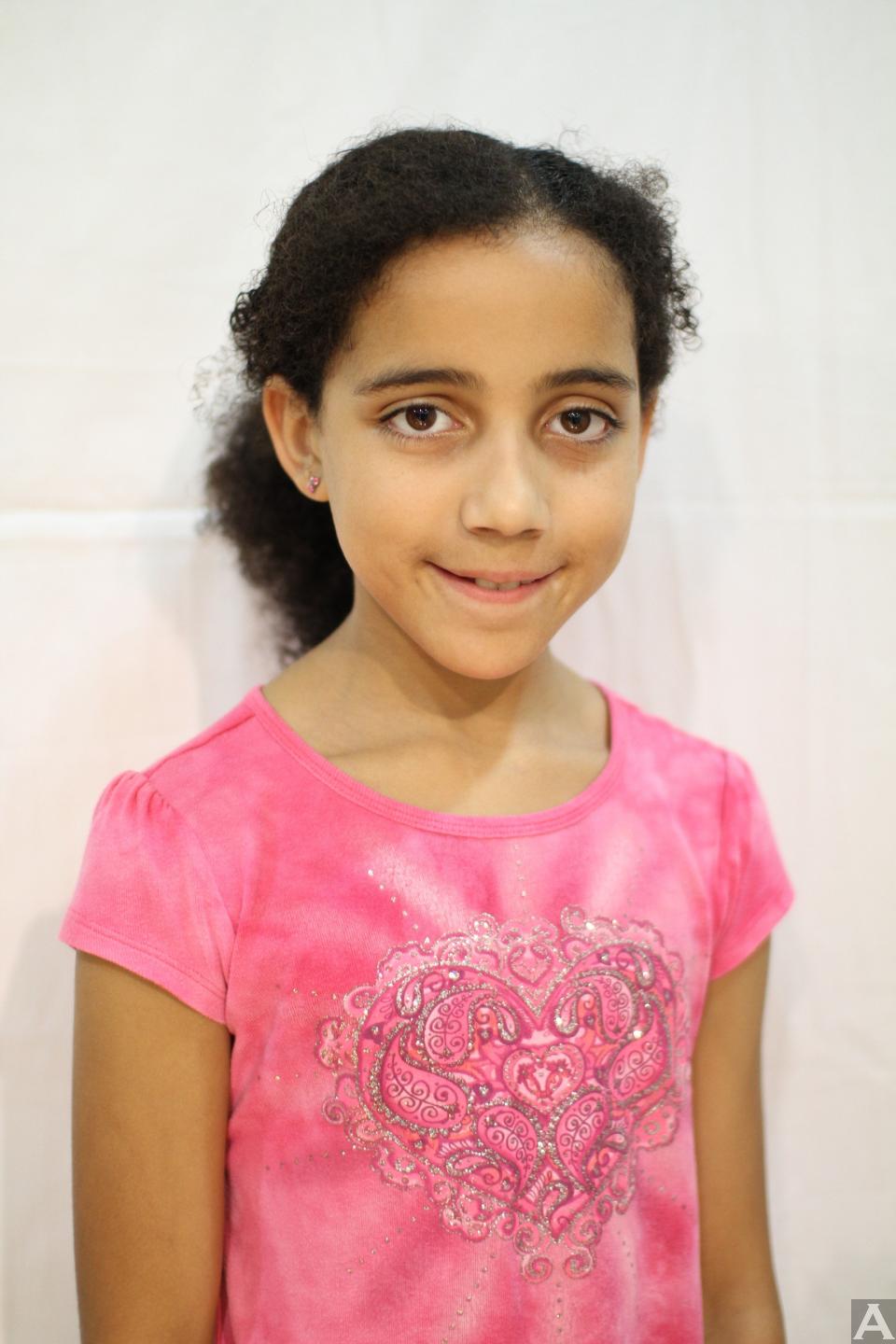 ミア　東京　外国人モデル　外国人モデル事務所　アクアモデル