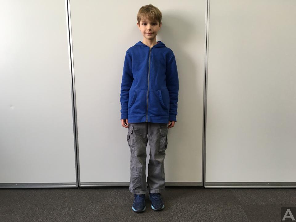 東京　外国人　モデル事務所　アクアモデル　白人　キッズ　アルタン