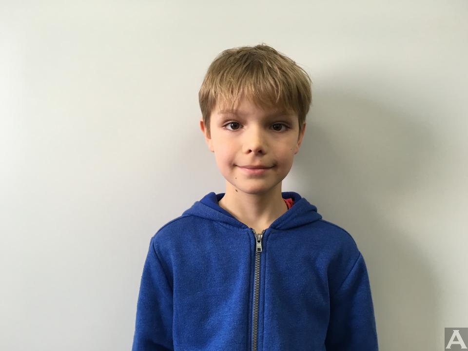 東京　外国人　モデル事務所　アクアモデル　白人　キッズ　アルタン