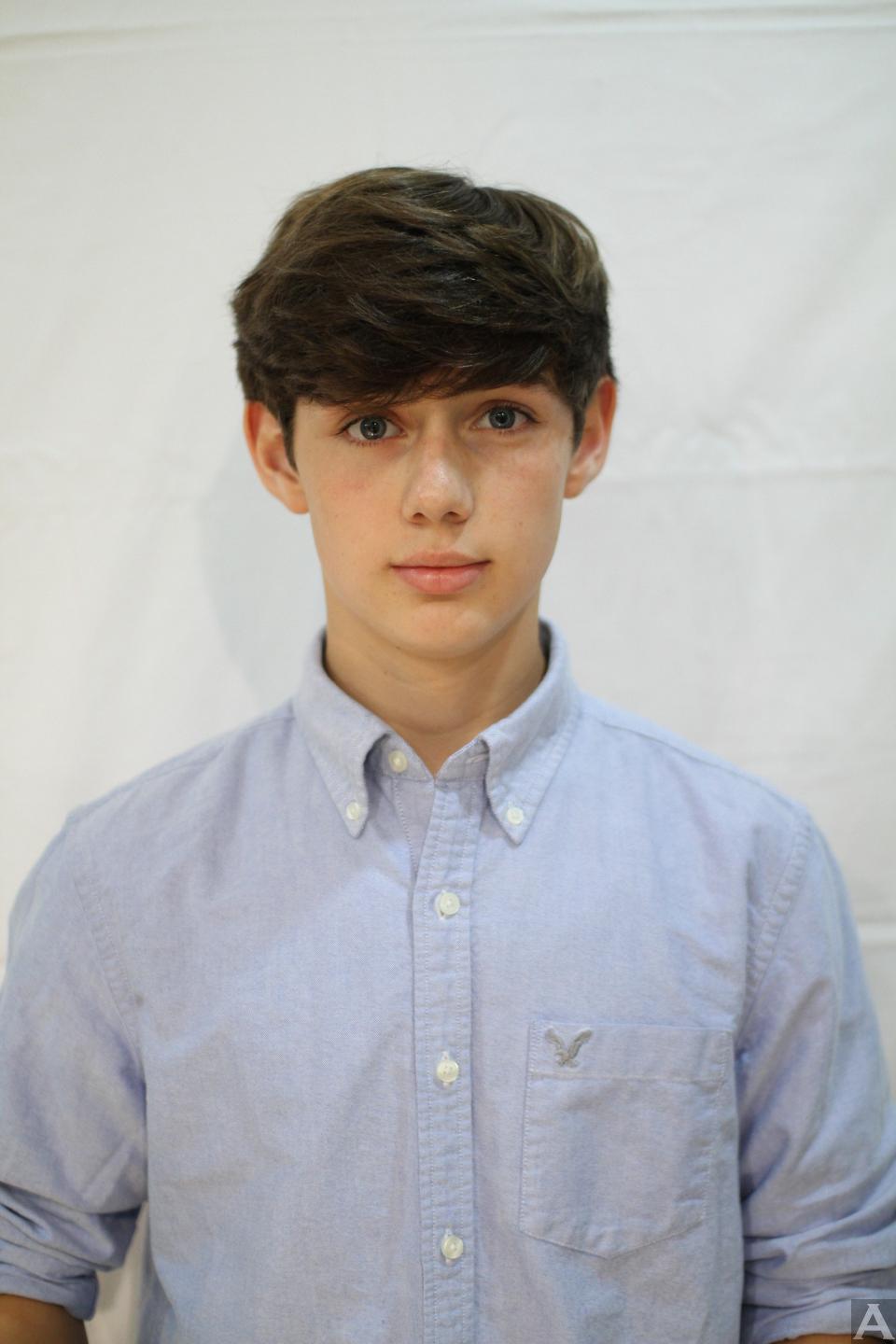 マキネス 東京　外国人モデル　外国人モデル事務所　アクアモデル