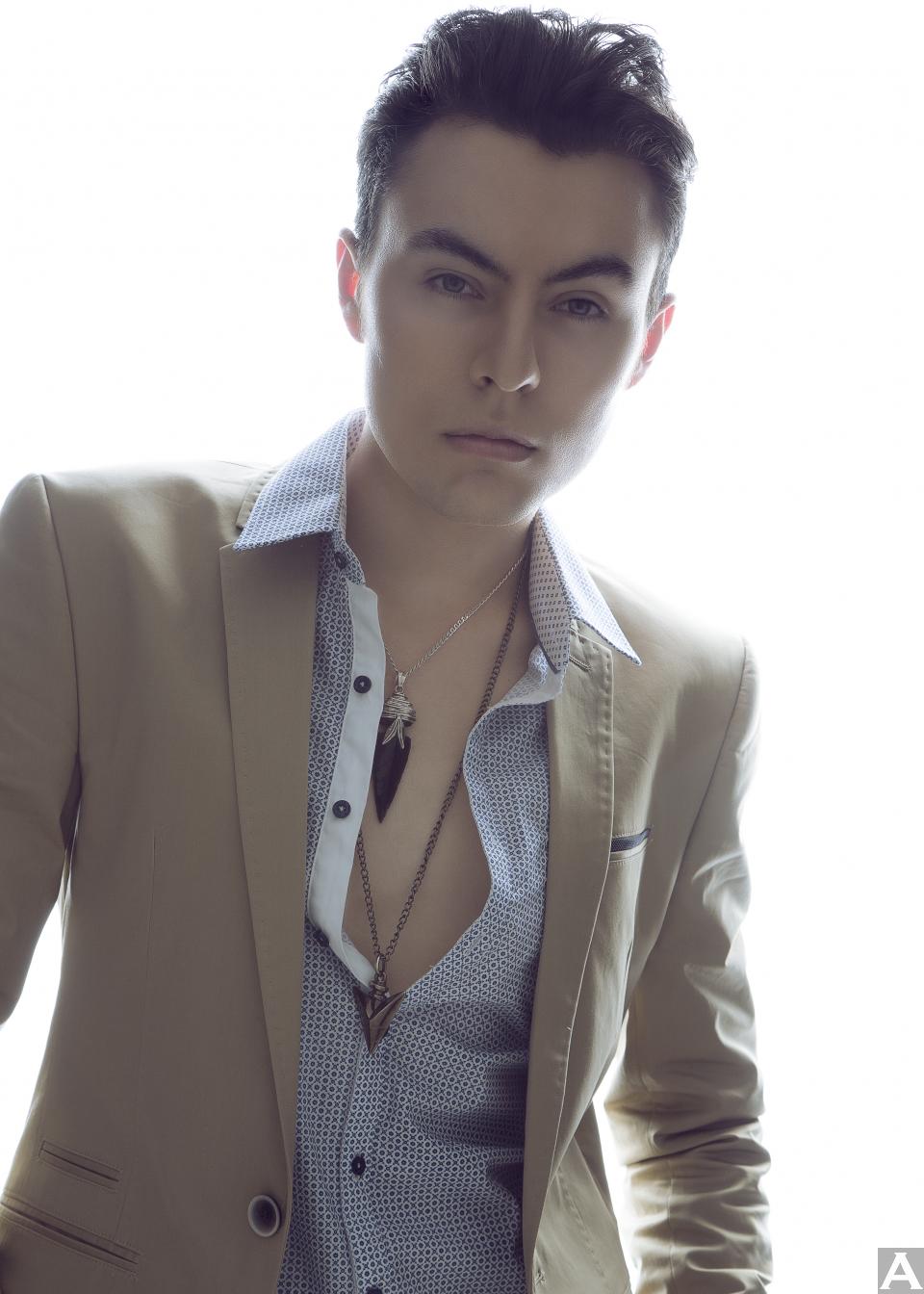 外国人モデル事務所　男性モデル　アクアモデル