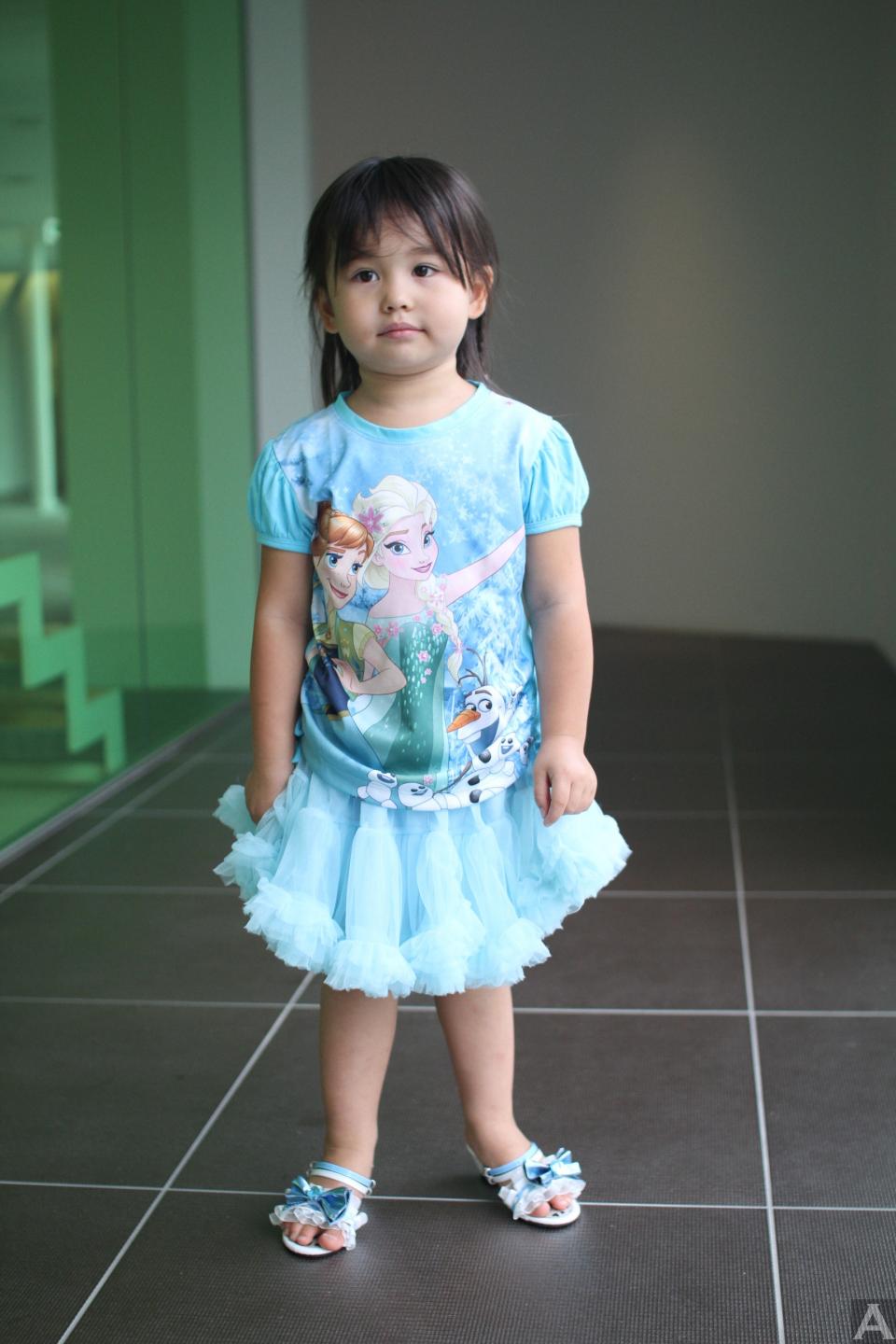 東京　外国人　モデル事務所　アクアモデル キッズ　クロエ