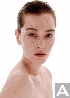 東京　外国人　モデル 事務所　アクアモデル　ファッション　ハーフ　エミ