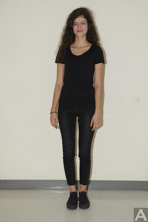 東京　外国人　モデル 事務所　アクアモデル　ファッション　白人 カロリーナ