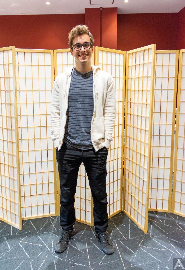 東京外国人モデル事務所アクアモデルの白人モデルクリストファー