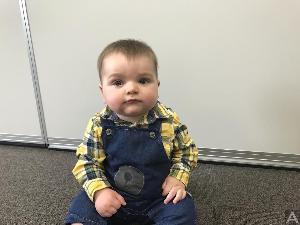 東京　外国人　モデル事務所　アクアモデル　白人　キッズ　アーサー