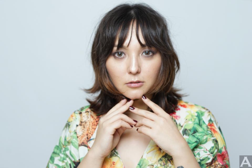 東京　外国人　モデル事務所　アクアモデル　ファッション　ブルナ