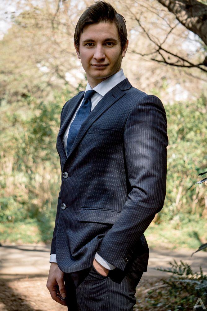 東京外国人モデル事務所アクアモデルの白人モデルアントニオ