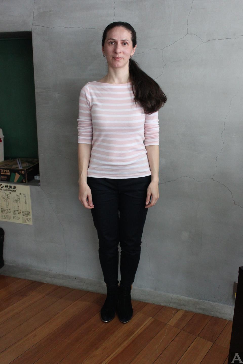 東京　外国人モデル　外国人モデル事務所　アクアモデル　ラリサ