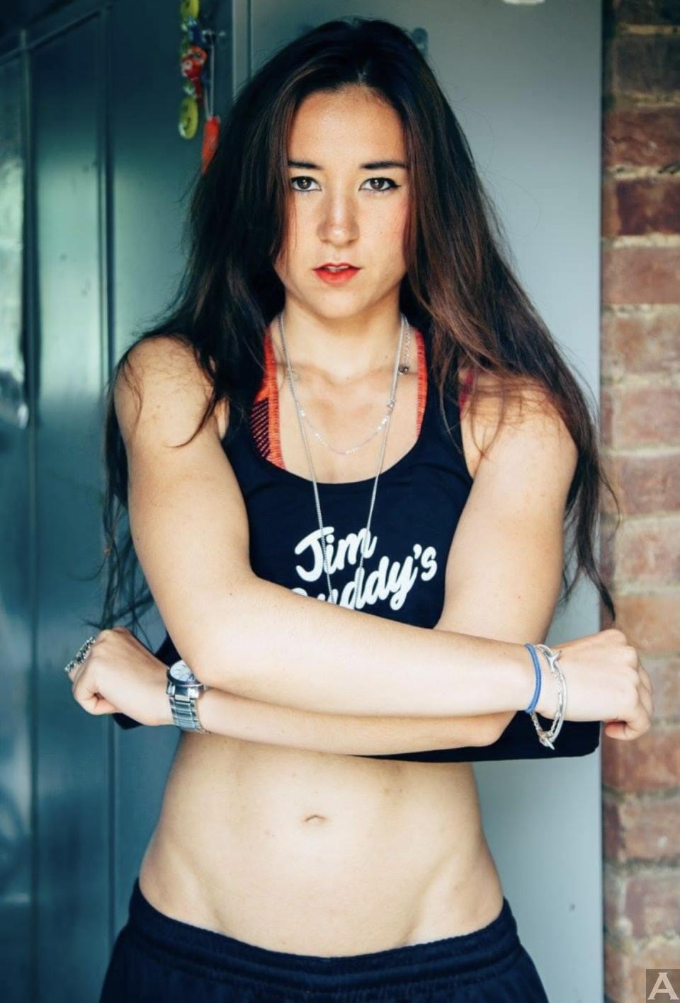 東京外国人モデル事務所アクアモデル所属のハーフモデルマリア　