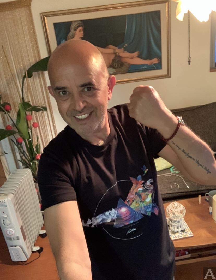 東京外国人モデル事務所の白人/アラビックモデルのアデル