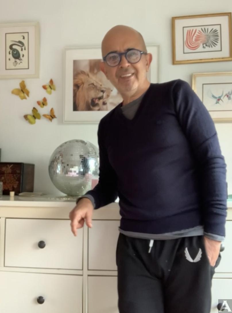 東京外国人モデル事務所の白人/アラビックモデルのアデル