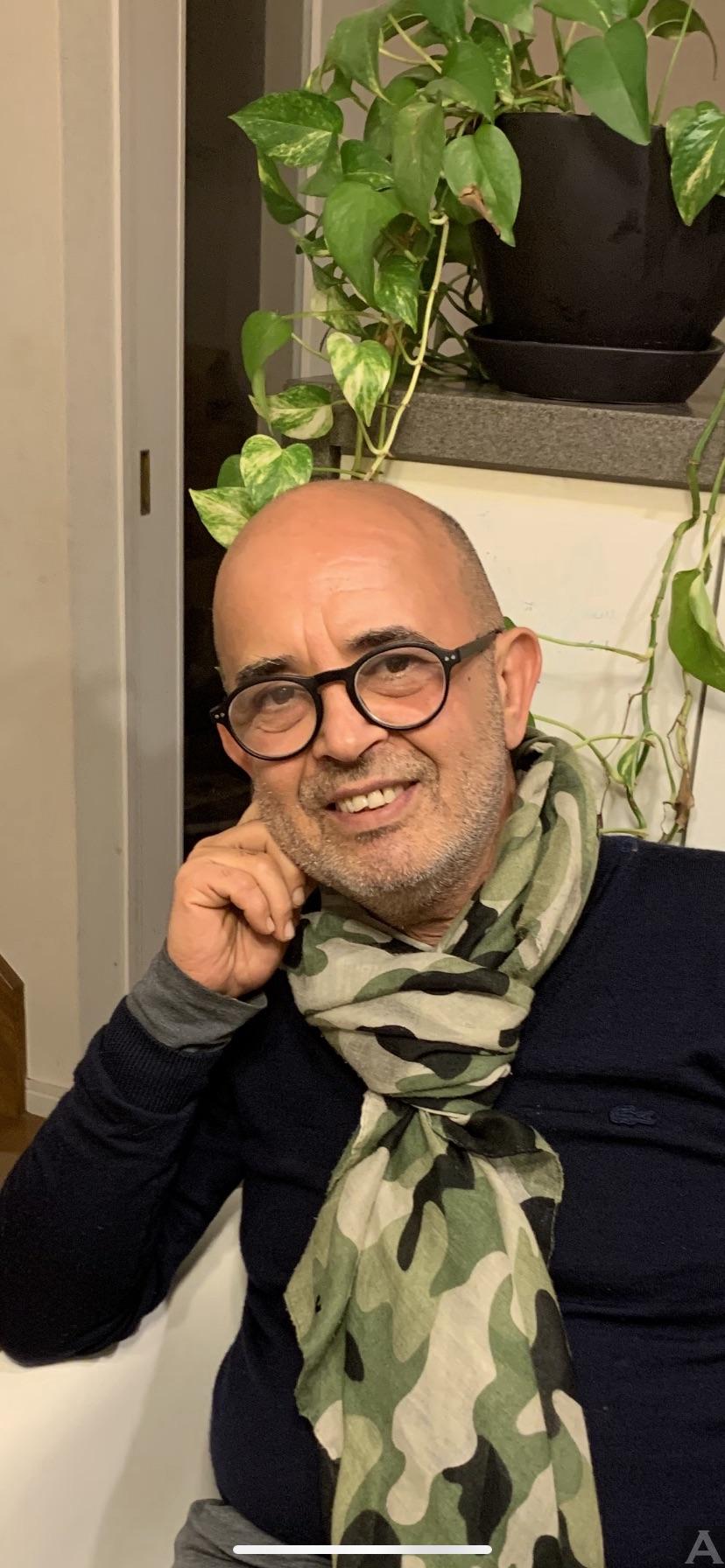 東京外国人モデル事務所の白人/アラビックモデルのアデル