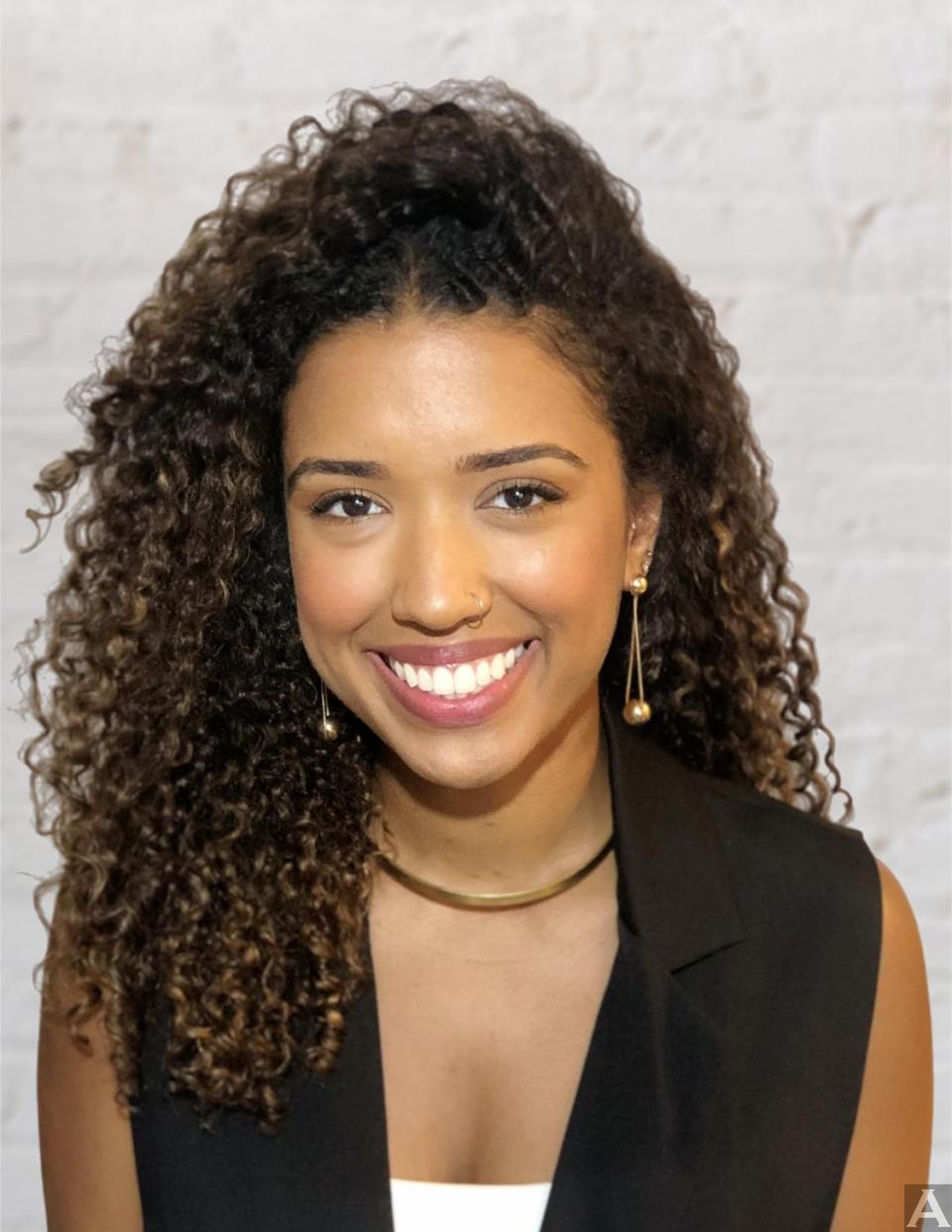 東京外国人モデル事務所アクアモデル所属のハーフモデルのヴァレンティナ