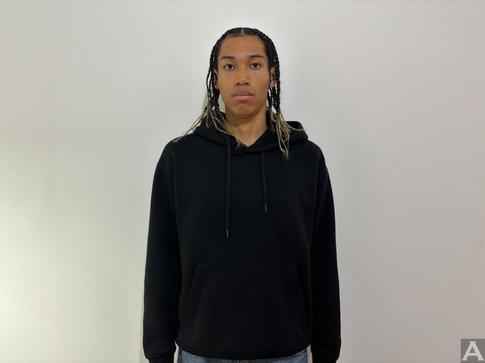 東京外国人モデル事務所アクアモデル所属のハーフモデルのライアン