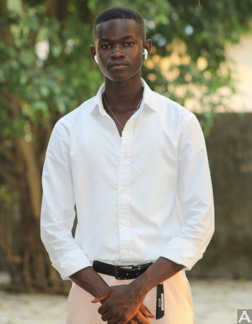 東京外国人モデル事務所アクアモデル所属の黒人モデルのジョン