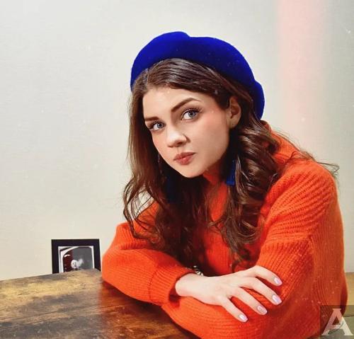 東京外国人モデル事務所アクアモデル所属の白人モデルのアレックス