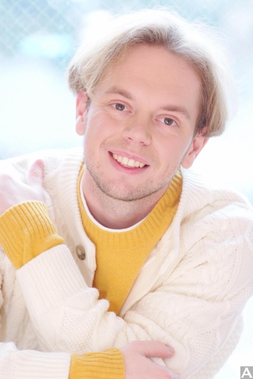 東京外国人モデル事務所アクアモデル所属白人モデルニキータ