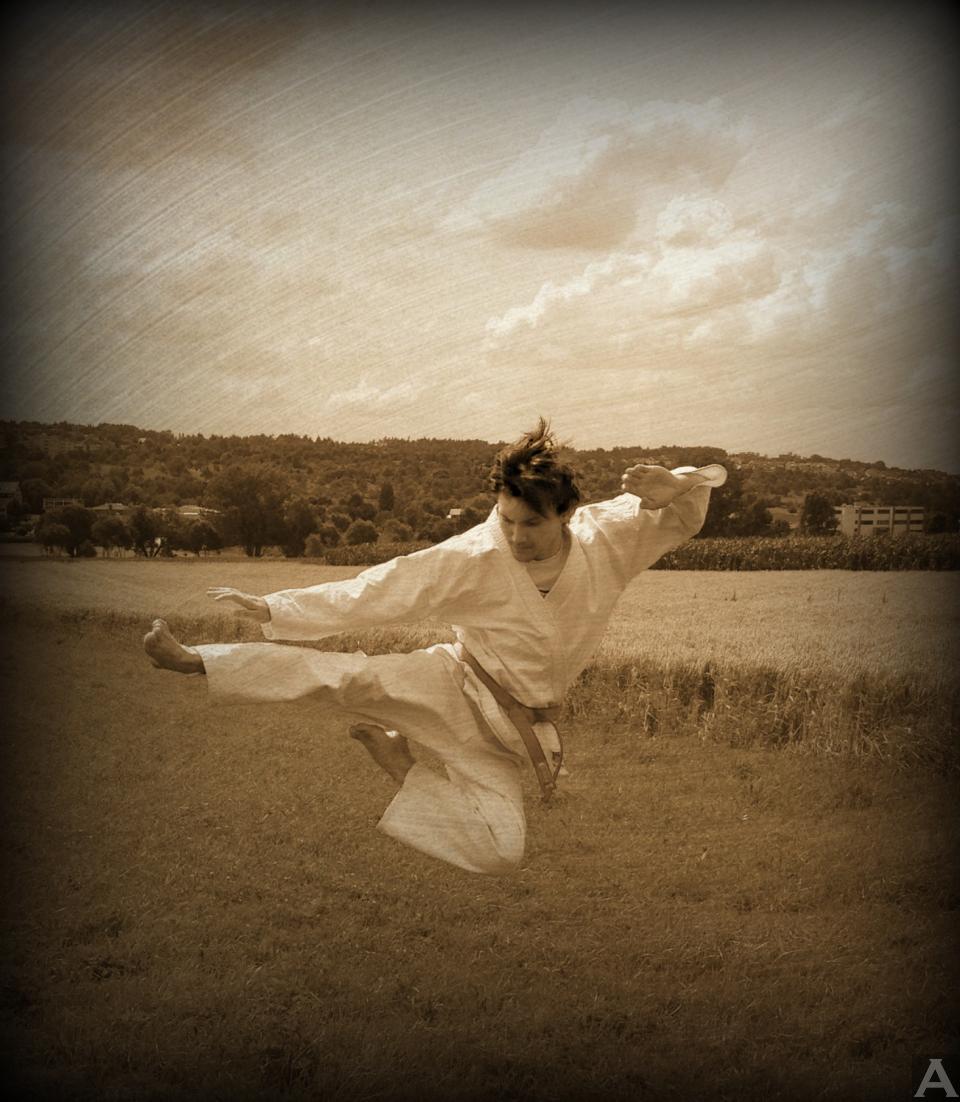 東京外国人モデル事務所アクアモデル所属の白人モデルのジョーン