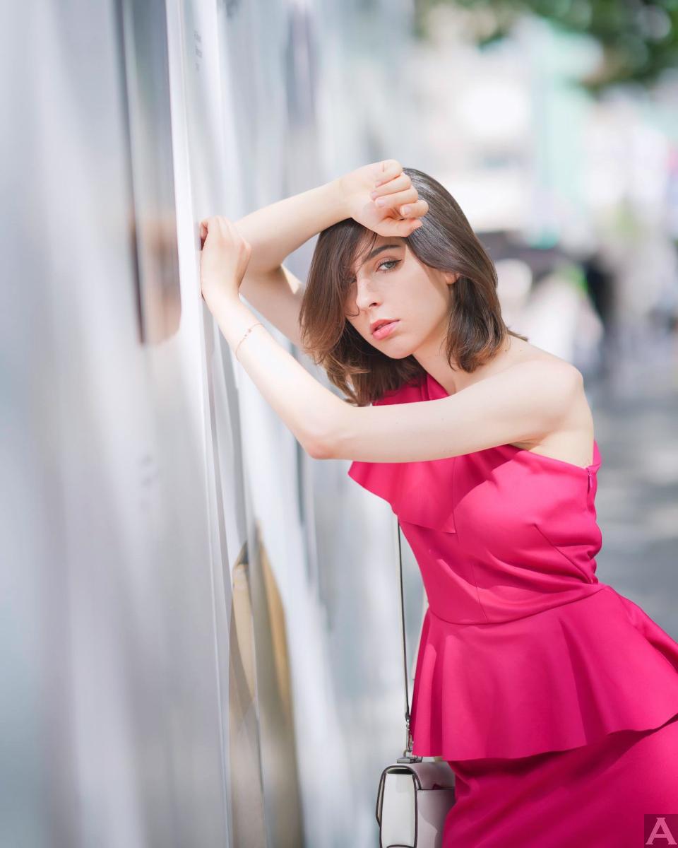 東京外国人モデル事務所アクアモデル所属の白人モデルのアンナシー