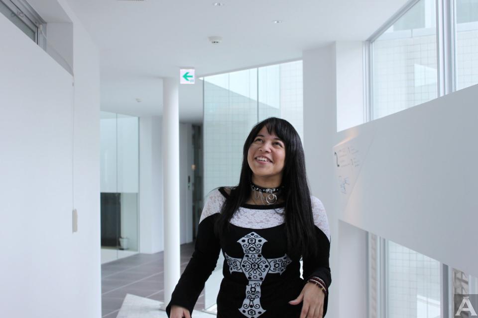 シャデー　東京　外国人モデル　外国人モデル事務所　アクアモデル