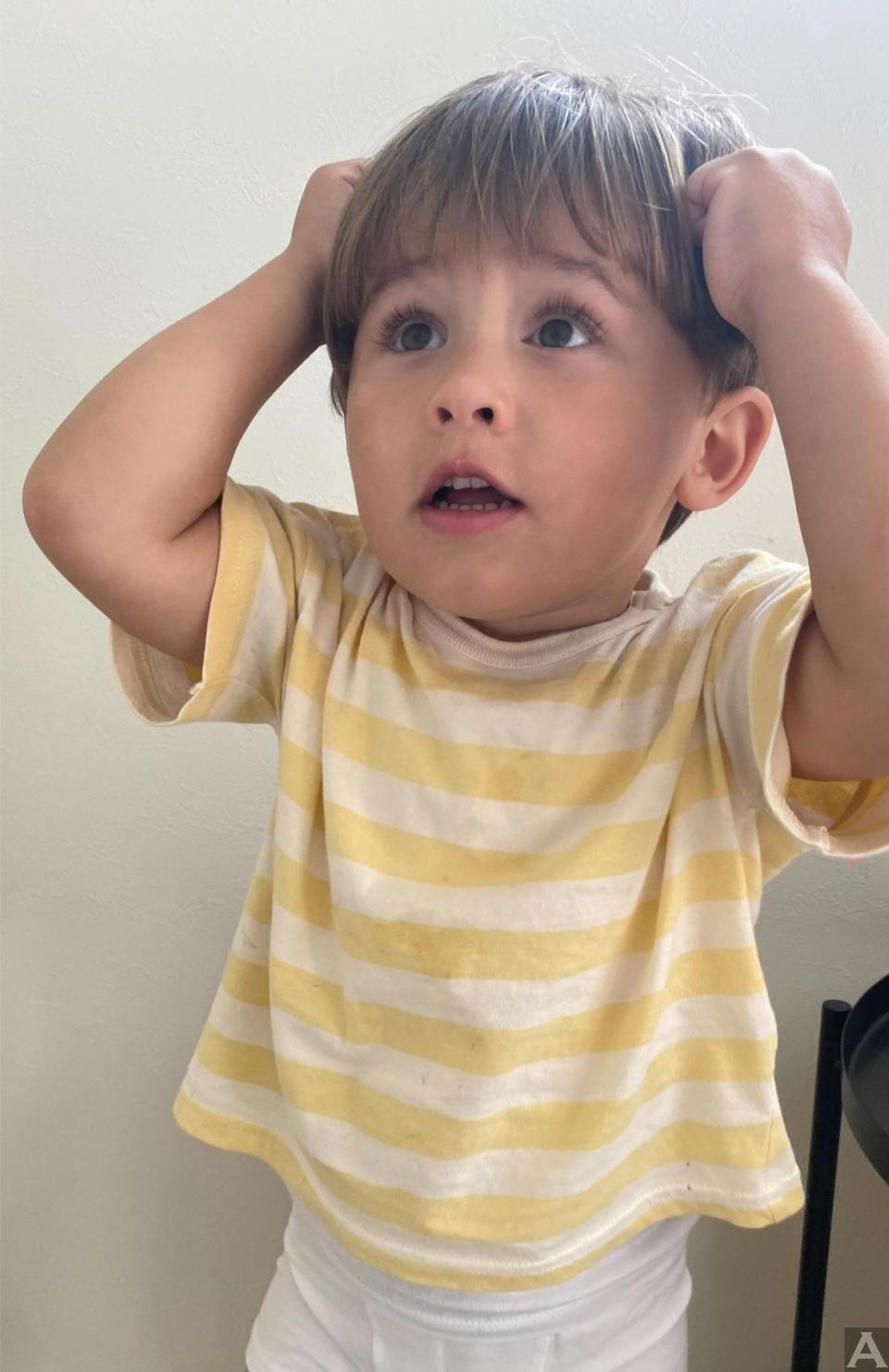 東京外国人モデル事務所アクアモデル所属のキッズモデルのアッシュ