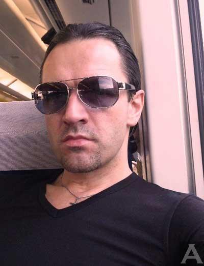 東京　外国人モデル　外国人モデル事務所 アクアモデル  白人　ドラマ  俳優  クラウス