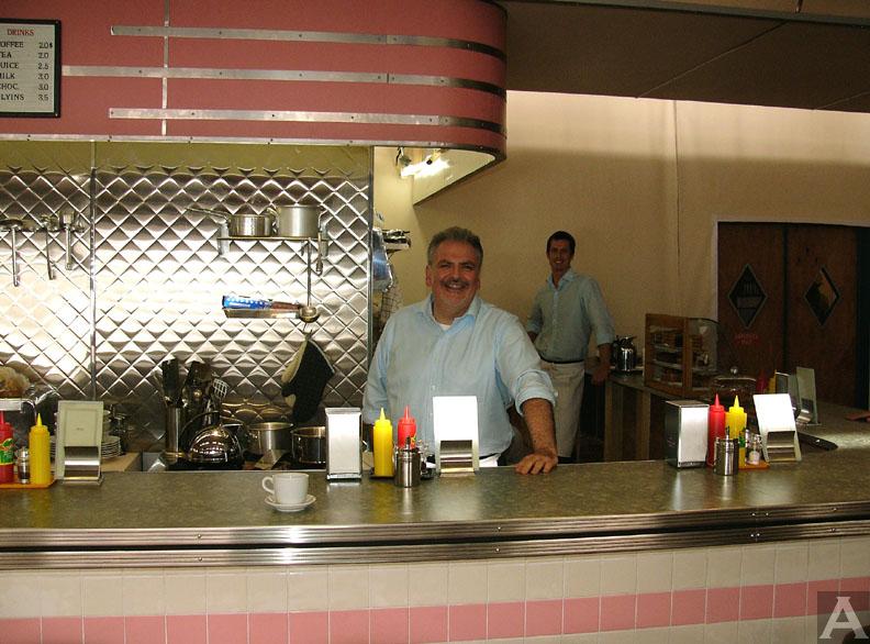 エドワード　東京　外国人モデル　外国人モデル事務所　アクアモデル