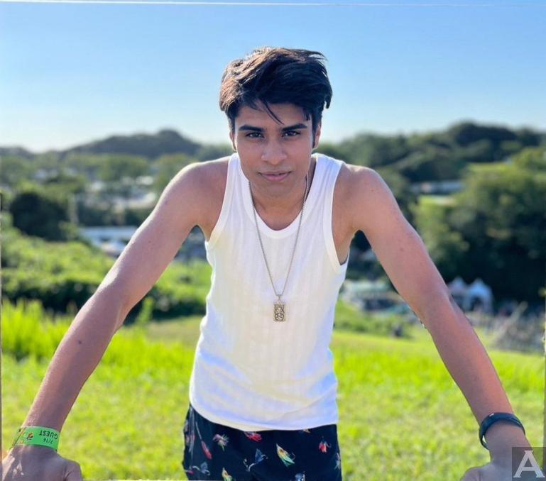 東京外国人モデル事務所アクアモデル所属のアジア人モデルのニーサン