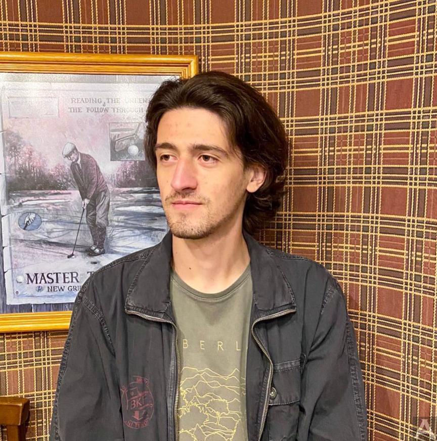 東京外国人モデル事務所アクアモデル所属のヒスパニックモデルのセルジオ