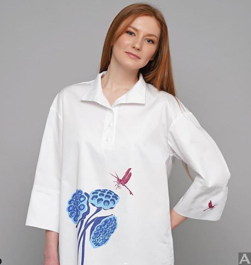 東京外国人モデル事務所アクアモデル所属の白人モデルのリザ