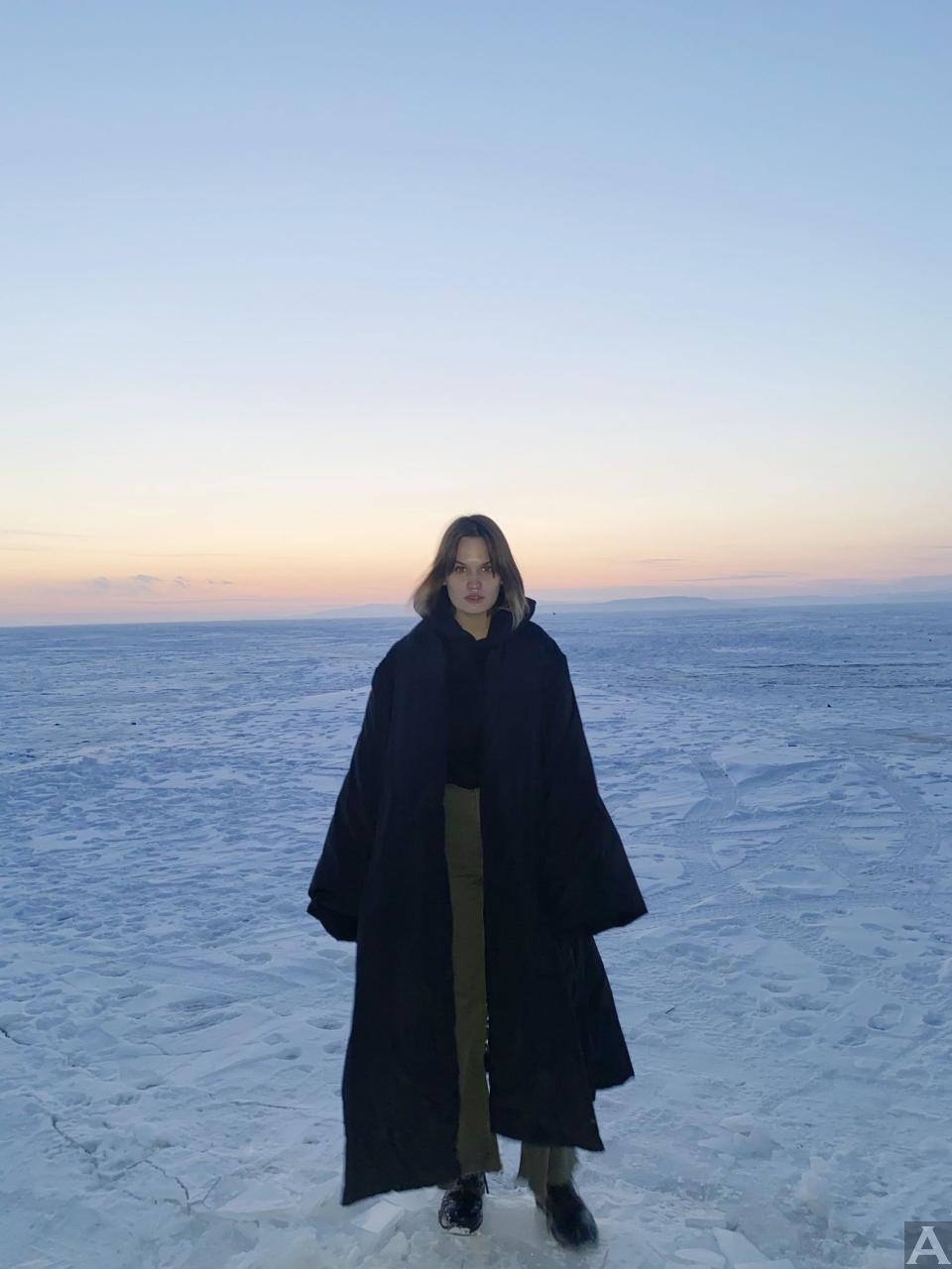 東京外国人モデル事務所アクアモデルの白人モデルマル