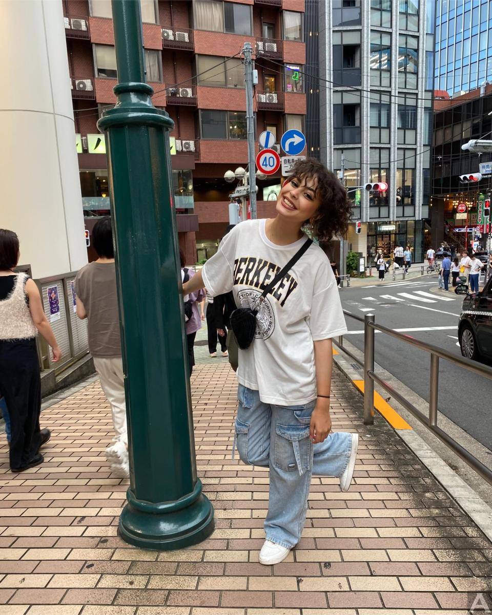 東京外国人モデル事務所アクアモデル所属のアラビックモデルのサルマ