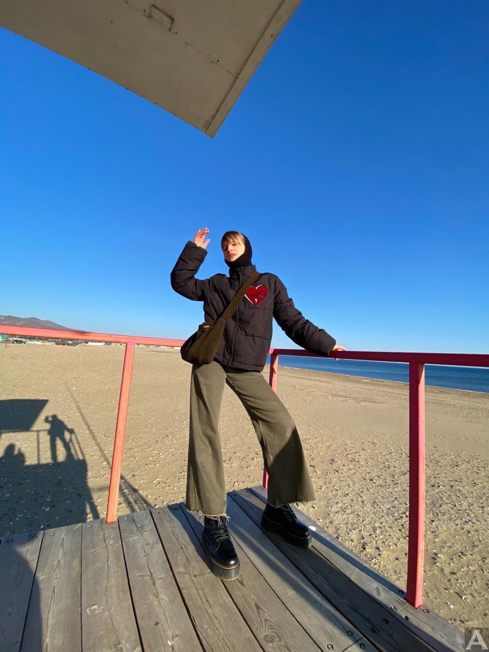 東京外国人モデル事務所アクアモデルの白人モデルマル