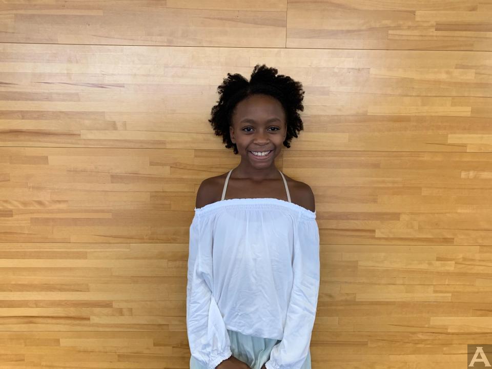 東京外国人モデル事務所アクアモデル所属黒人ナイラ