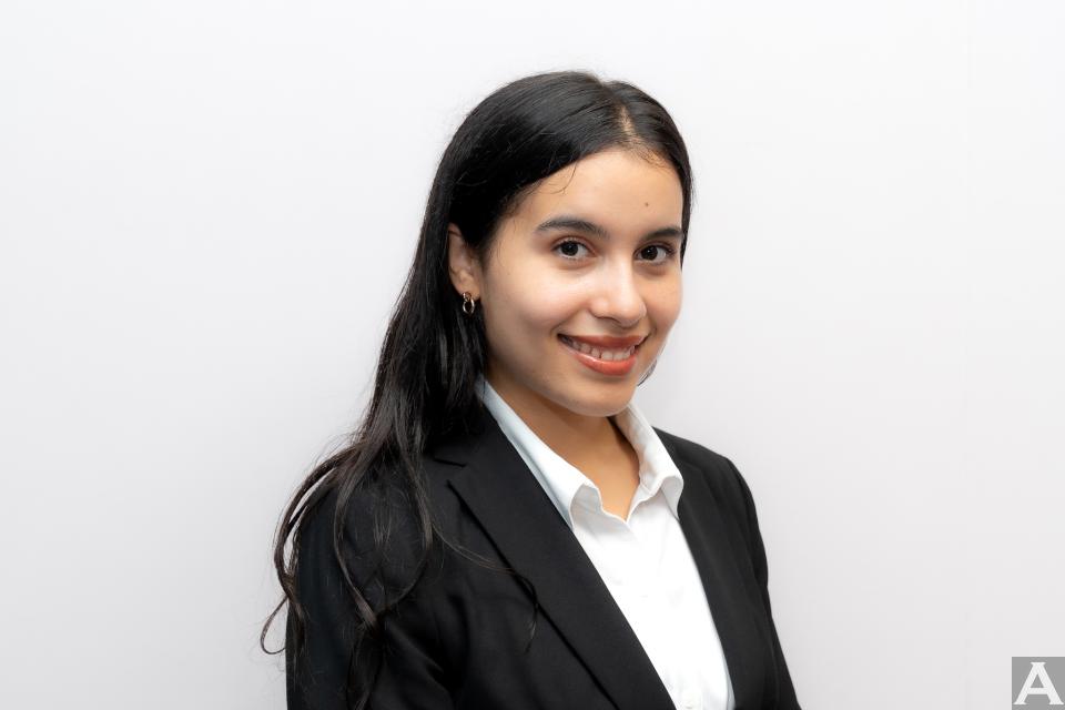 東京外国人モデル事務所アクアモデル所属のヒスパニックモデルのアン