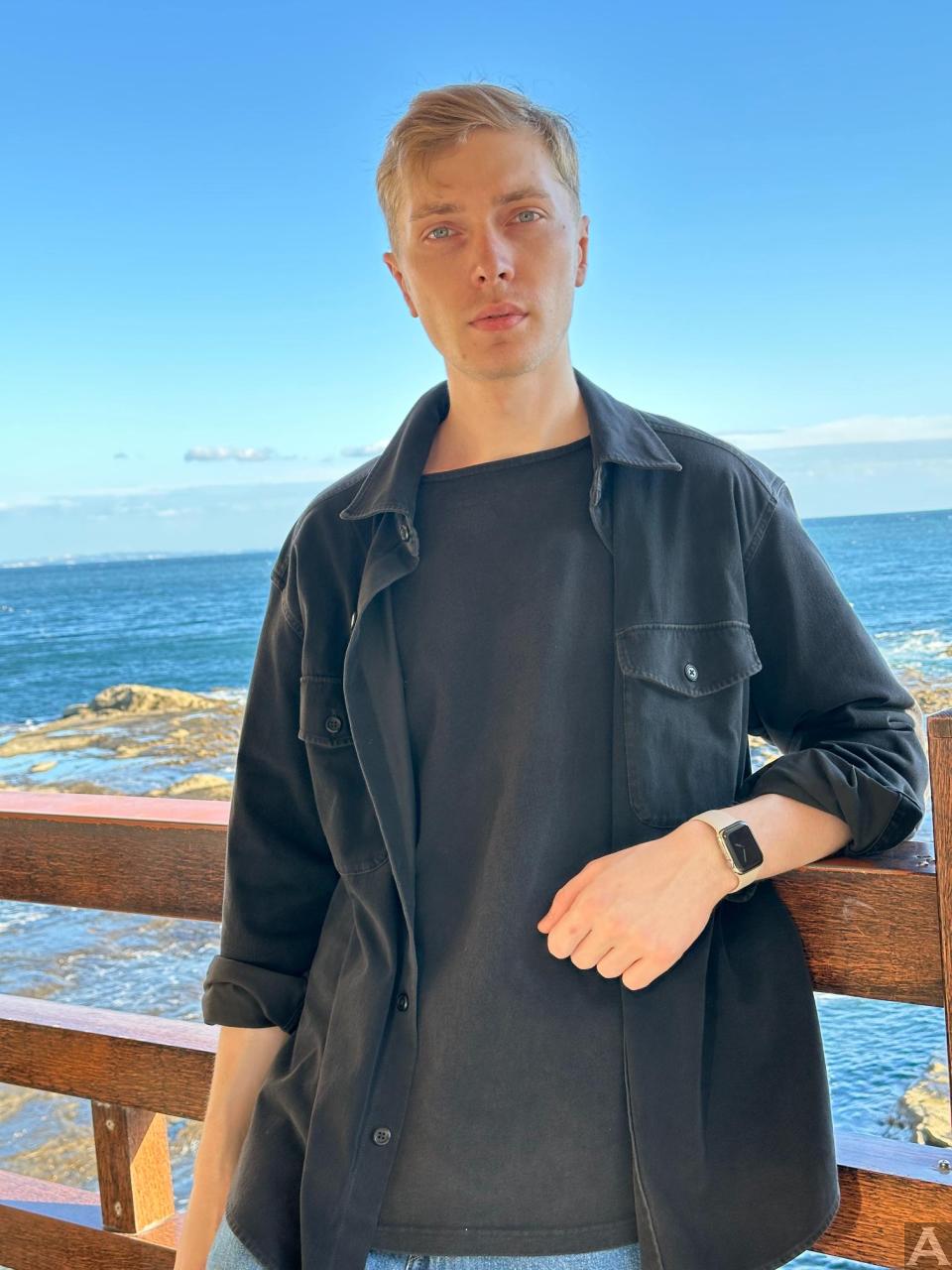 東京外国人モデル事務所アクアモデル所属の白人モデルのアンドレイ