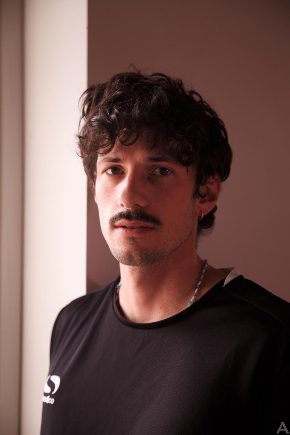 東京外国人モデル事務所アクアモデル所属の白人モデルのエチエン